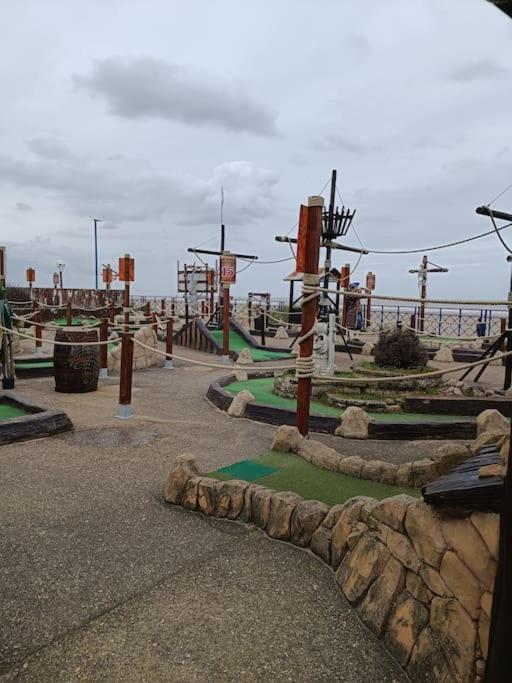 Stunning Holiday Home @ Uks Award Winning Beach Mablethorpe Zewnętrze zdjęcie